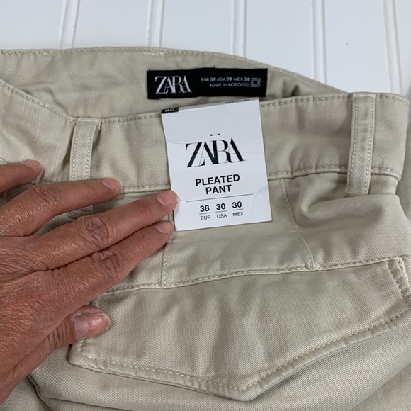 Zara REGULAR FIT PLEATED PANTS.  Size EU. 38 USA 30 - Picture 8 of 8